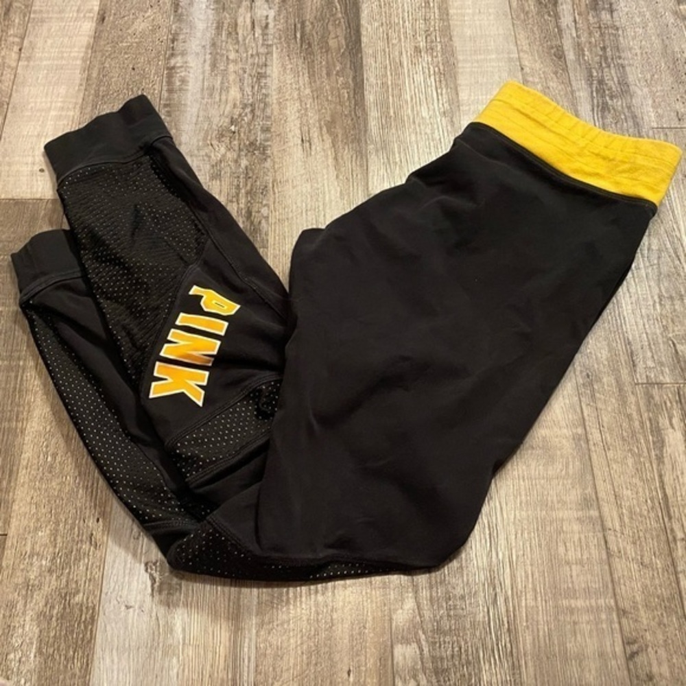 Victoria’s Secret pink yoga leggings tights